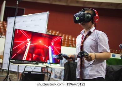 Htc Vive 图片、库存照片和矢量图 Shutterstock