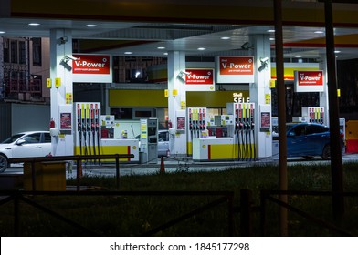 Saint Petersburg / Russia - November 31, 2020: Close-up Of A Shell V Power Petrol Station And Petrol Stations With Visitors On Cars