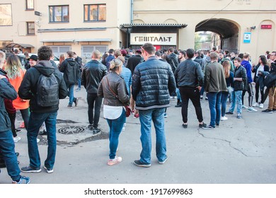 Saint Petersburg, Russia - September 30, 2019: Fans Waiting For A Rap Concert In Front Of A Music Night Club, Outside The Venue, Staying In Line