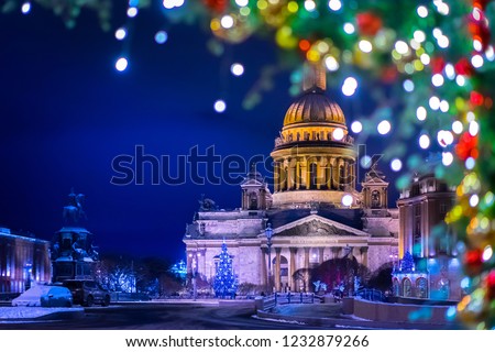 Saint Petersburg. Winter. St. Isaac's Square. Streets of Petersburg. Russia. Saint Isaac's Cathedral. New Year. Christmas. Petersburg in the winter. New year in Russia.