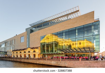 Saint Petersburg/Russia - August 04, 2015: New Mariinsky Theatre (theatre Of Opera And Ballet)