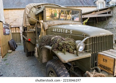 Sainte Marie Du Mont, France - April 5, 2015: Collectible Old WW2 US Vehicles In Sainte Marie Du Mont, Normandy, France