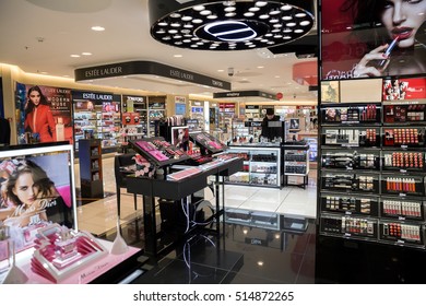 SAINT-PETERSBURG, RUSSIA - OCTOBER 14, 2016: Perfume and cosmetic duty-free shop in the new Pulkovo airport