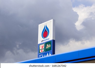  Samut Sakhon, Thailand - 16 March 2020: PTT Station, PTT Gas Station Is the most popular in Thailand Because apart from providing gas, there are 7-11 convenience stores and cafes like Cafe Amazon, a 