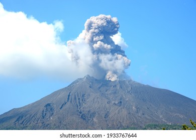 桜島 噴火 の画像 写真素材 ベクター画像 Shutterstock