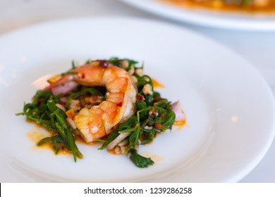 Salad Chakram And Shrimp