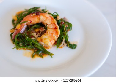 Salad Chakram And Shrimp On Dish