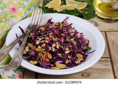 Salad Red Coleslaw With Raisins And Crushed Walnut