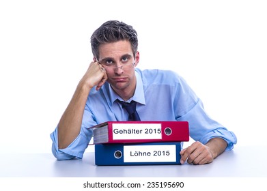 Salaries and wage developments in 2015 