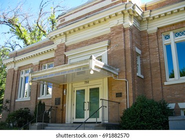 Salem, Oregon USA - July 26, 2017: Original Carnegie Library Building, 1912, Now Oregon Civic Justice Center, Willamette University, 790 State Street