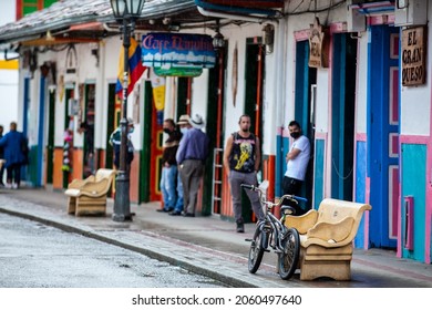 SALENTO, COLOMBIA - JULY 2021. Bicycle Parked At The Famous Calle Real In The Beautiful Small Town Of Salento