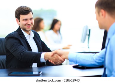 6,834 Client shaking hands smile Images, Stock Photos & Vectors ...