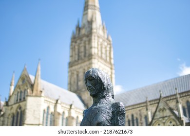 SALISBURY, ENGLAND - JUNE 25, 2021: View Of Salisbury Cathedral Church Of The Blessed Virgin Mary. Example Of Early English Gothic Architecture.