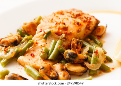 Salmon Steak With Green Beans