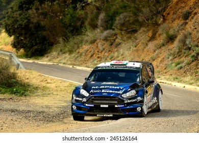 SALOU, SAPIN - OCT 25: Welsh Driver Elfyn Evans And His Codriver Daniel Barritt In A Ford Fiesta RS WRC Race In The 50th Rally RACC Rally Of Spain, On Oct 25, 2014 In Salou, Spain.