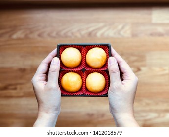 Salt Egg Moon Cake Box