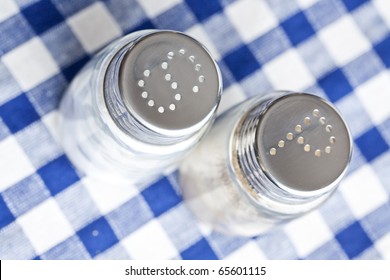  Salt And Pepper Shaker