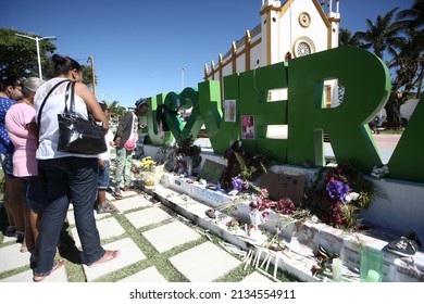 Salvador, Bahia, Brazil - August 28, 2017: People Observe Memorial Of Victims Of Shipwreck Of The Speedboat Cavalo Marinho During The Crossing Through The Baía De Todos Os Santos