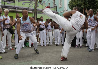 SALVADOR, BAHIA / BRAZIL - December 8, 2014: Roda de Capoeira is seen in the Comercio neighborhood in Salvador (BA).
 