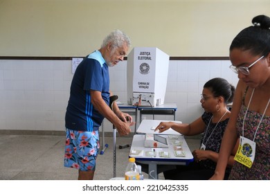 Salvador, Bahia, Brazil - October 2, 2022: Poll Workers Working In The Voting Section Of A Public School During General Elections In The City Of Salvador