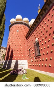 Salvador Dali Museum In Figueres, Spain