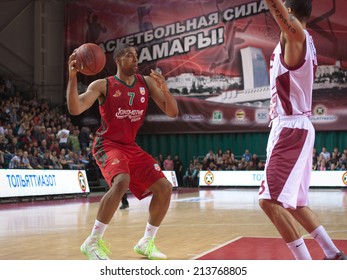 SAMARA, RUSSIA - APRIL 06: Richard Hendrix Of BC Lokomotiv-Kuban, With Ball, Is On The Attack During A BC Krasnye Krylia Game On April 06, 2013 In Samara, Russia.