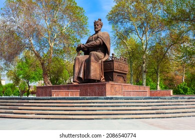 Samarkand, Uzbekistan - April 17, 2021: Amir Timur Or Tamerlane Monument In Samarkand City, Uzbekistan. Amir Temur Was A Turco Mongol Conqueror Who Founded The Timurid Empire.