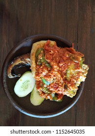 Sambal Penyet With Smoked Stingray