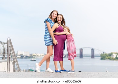 Free graphics of expecting lesbian mothers pity, that Likely. Most Free graphics of expecting lesbian mothers consider
