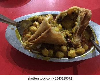 Samosa Chola Chat