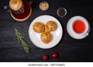 Samsa With Round Shape Filling With Tea