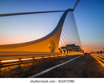  Samuel Beckett Bridge Sunset
