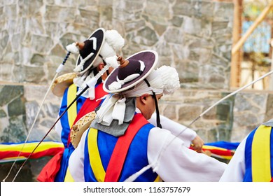 Samul Nori, Traditional Korean Performance 