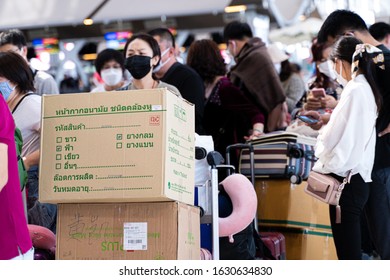 Samut Prakarn, Thailand. Jan 30, 2020.Chinese Tour Group Bought A Lot Of Mask Box Back To China At Suvarnabhumi Airport