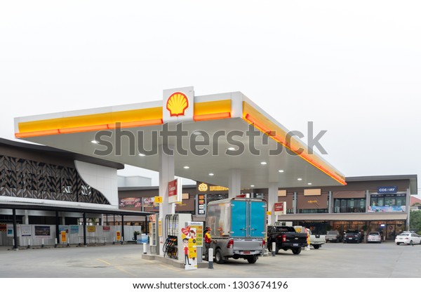 Samutprakarn, Thailand -\
Jan 30, 2019: Shell gas station in Samut Prakan, Thailand. Shell\
Oil Company is the United States-based wholly owned subsidiary of\
Royal Dutch\
Shell.
