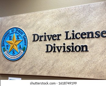 SAN ANTONIO, TEXAS - 01/17/2020 - Texas Department Of Public Safety - Driver License Division Logo