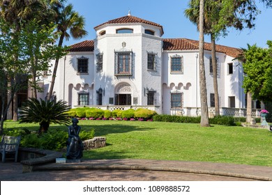 SAN ANTONIO, TEXAS - APRIL 13, 2018 - The McNay Art Museum, The First Modern Art Museum In The U.S. State Of Texas.