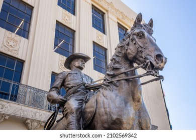 San Antonio, TX - Oct. 18, 2021: This Teddy Roosevelt Jr. Statue, Cast From The Original 1922 Mold, Is By Sculptor Alexander Phimister Proctor And Is Part Of The Alamo Sculpture Trail.