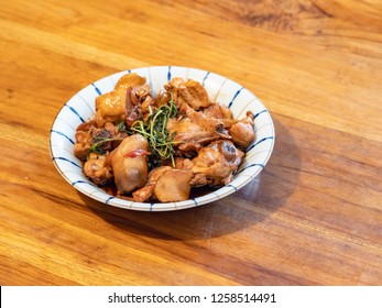 San Bei Ji - Fried Chicken With Wine,sesame Oil And Soy Sauce, A Popular Chinese Dish