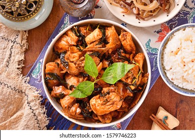 San Bei Ji - Fried Chicken With Wine,sesame Oil And Soy Sauce, A Popular Chinese Dish  