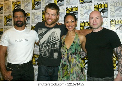 SAN DIEGO, CA - JULY 13: Manu Bennett, Liam McIntyre, Cynthia Addai-Robinson and Steven S. DeKnight arrive at the 2012 Comic Con convention press room on July 13, 2012 in San Diego, CA.