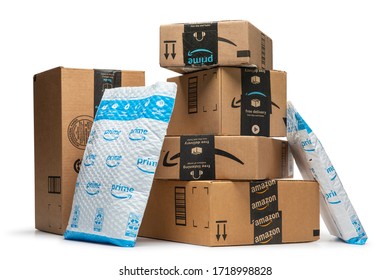 Amazon Box Images Stock Photos Vectors Shutterstock