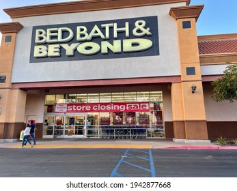 San Diego, CA USA - March 24, 2021: View Of Bed Bath And Beyond Store With Store Closing Sale Sign.