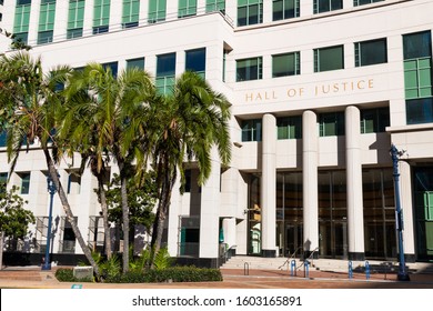 SAN DIEGO, CALIFORNIA/USA - JANUARY 8, 2017:  The Hall Of Justice, Occupied By The Superior And Civil Courts. It Also Includes Offices For Probation, Small Claims And The District Attorney.