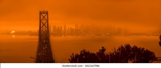 San Francisco, Ca. 09/09/2020 During The Natural Disaster Of The Wild Fires Turns The City A Bright Orange In The Daytime