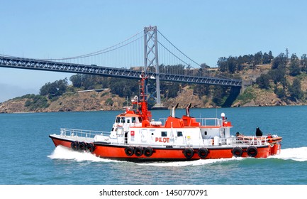 1,028 Boat Docked Francisco San Tug Images, Stock Photos & Vectors ...