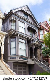 SAN FRANCISCO, CA - JULY 31, 2016:  Historic Grateful Dead House In San Francisco.  This Landmark House In The Haight Ashbury District Is Where The Band, The Grateful Dead, Lived From 1965-1968.