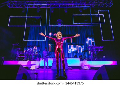 SAN FRANCISCO, CA – JUNE 28, 2019: Carly Rae Jepsen Plays At Bill Graham Civic Auditorium In San Francisco For Her Dedicated Tour. 