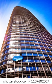 SAN FRANCISCO, CA - MAY 18, 2018: A Skyward View Of Salesforce Tower In San Francisco