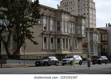 San Francisco, CA  USA - Jun 2022: Street Corner In San Francisco